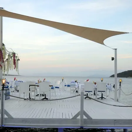 Bed & Breakfast Guven Beach *